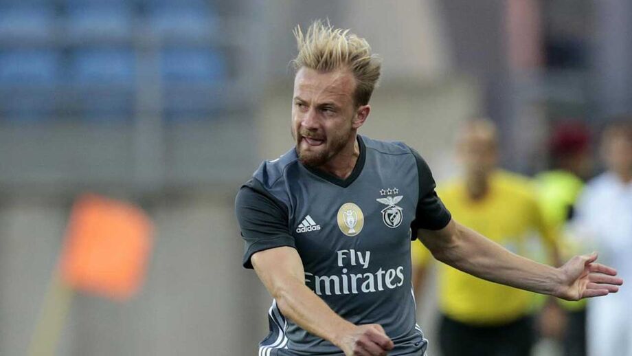Mercado: Benfica despacha lateral, Sporting arruma mais um dossiê e Markovic em queda livre