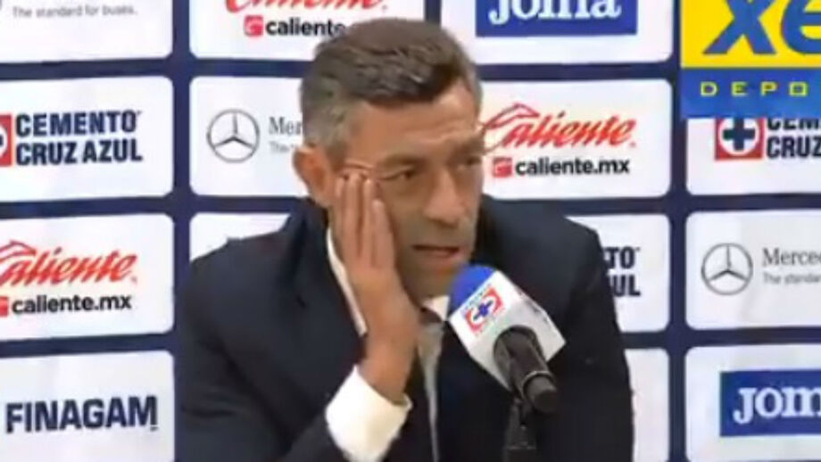 Pedro Caixinha explode com jornalista: «Estamos conversados? Queres mais?»
