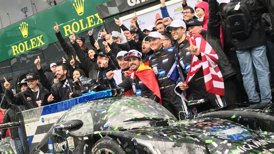 Fernando Alonso vence as 24 Horas de Daytona