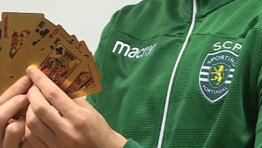 Gudelj já tem as cartas e prepara-se para duelo com Bas Dost