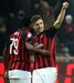 Deu nas vistas ao serviço do Génova onde apontou 19 golos em 21 jogos na primeira metade da época. O faro goleador continua agora ao serviço do AC Milan onde soma 7 golos... em 7 jogos