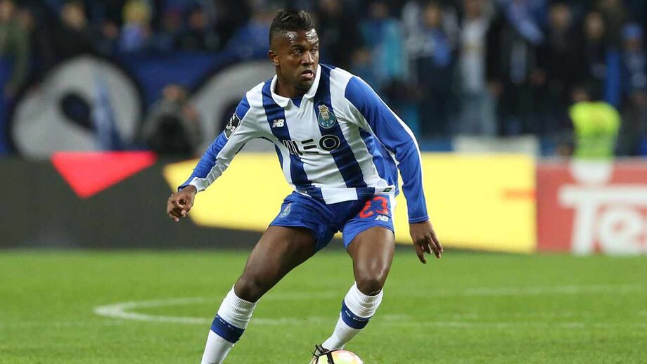 Kelvin de volta ao FC Porto foi a surpresa no fecho do mercado