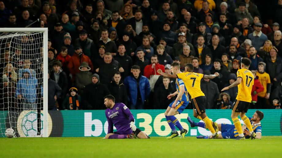 Ivan Cavaleiro coloca Wolverhampton nos 'oitavos' da Taça de Inglaterra