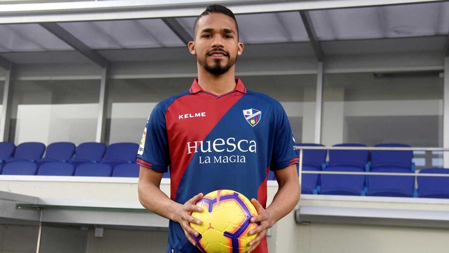 Yangel Herrera desfalca Huesca por estar emprestado pelo... Manchester City
