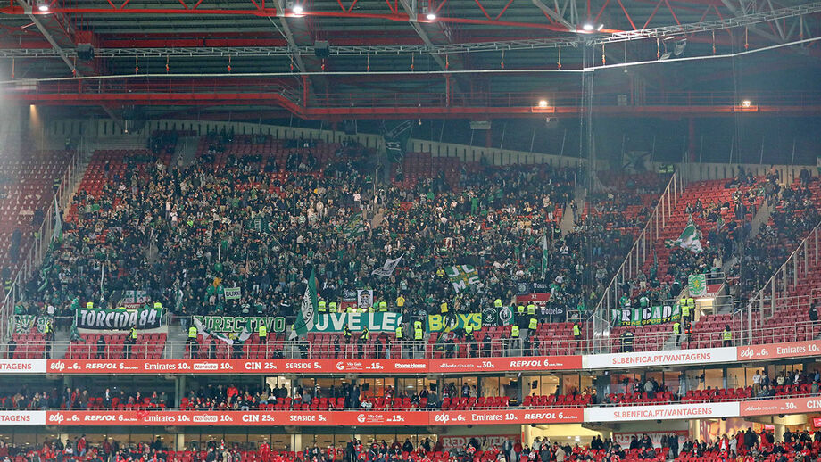 Manifestação contra Varandas levou 10 adeptos a Alvalade