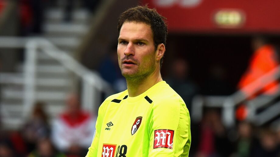 Discussão épica afasta Begovic da baliza