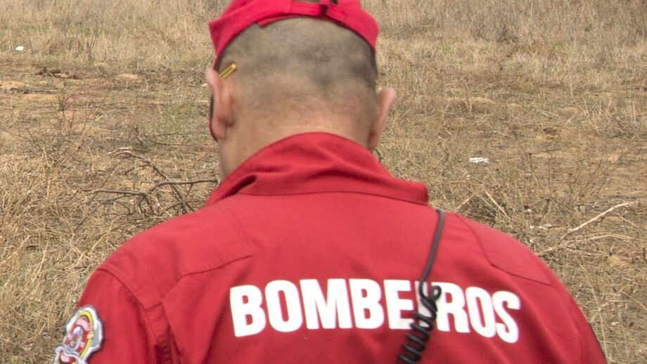 Bombeiro, xxx, costas