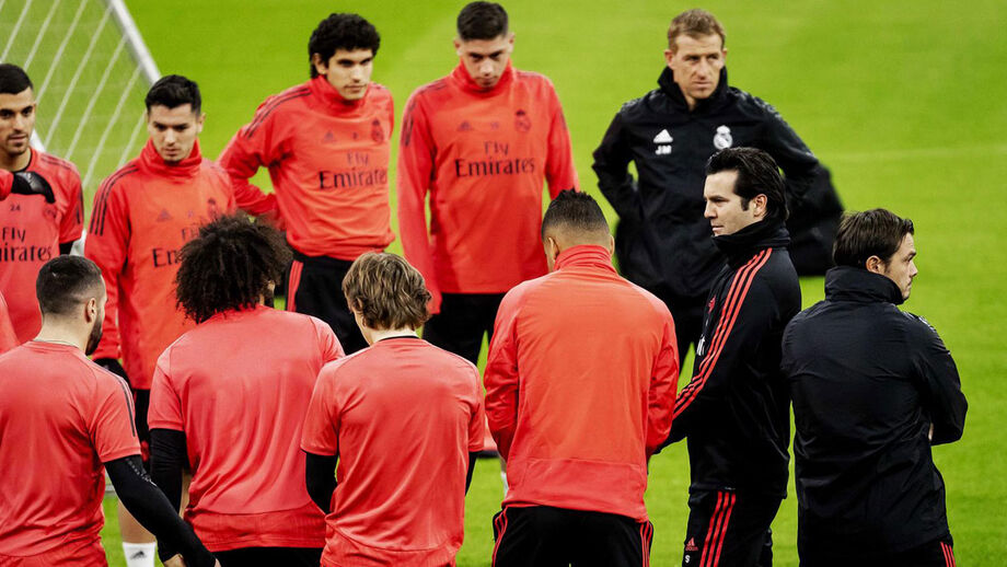 Polícia chamada ao hotel do Real Madrid: adeptos do Ajax causam distúrbios