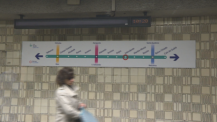 Circulação na linha amarela do metro de Lisboa interrompida por tempo indeterminado