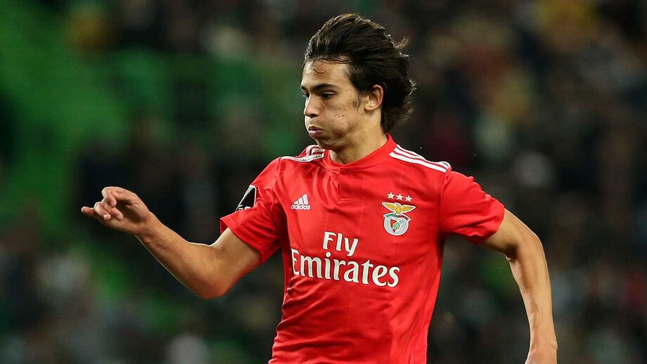 Manchester United e Paris SG em duelo por João Félix