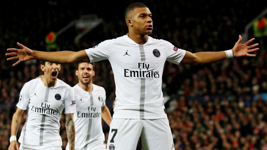 PSG soma mais um triunfo com golo de Mbappé