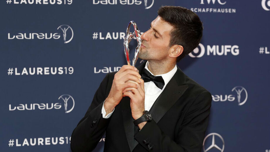 Tenista Djokovic e ginasta Simone Biles vencem Prémios Laureus