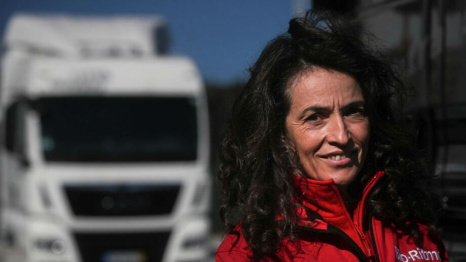 Elisabete Jacinto pondera colocar um ponto final da carreira