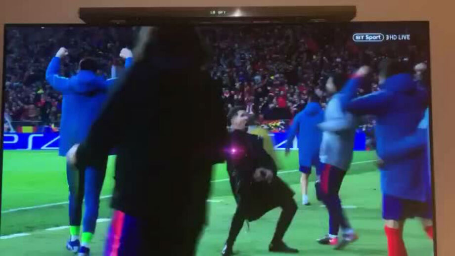O gesto polémico de Simeone ao festejar o primeiro golo do At. Madrid