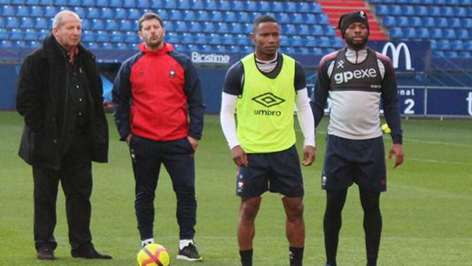 Caen anuncia contratação do treinador Rolland Courbis