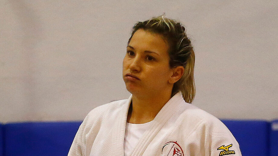 Telma com gripe falha Düsseldorf