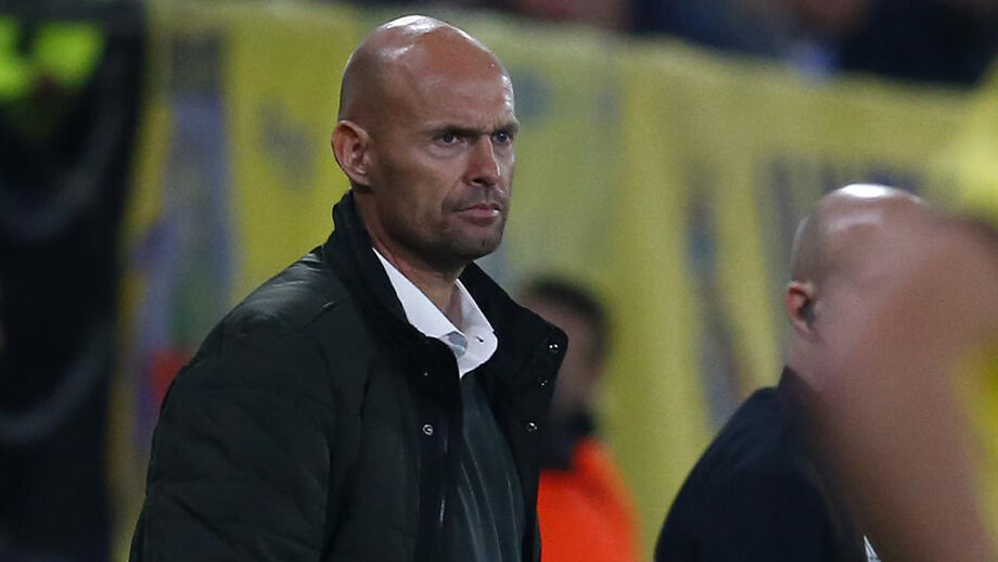 Tática de Keizer confundiu a... UEFA