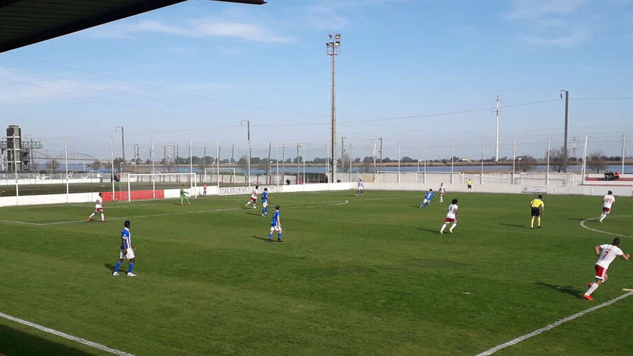 Vilafranquense-Ol. Hospital, 2-0: Jorge Bernardo entra e acaba com as dúvidas