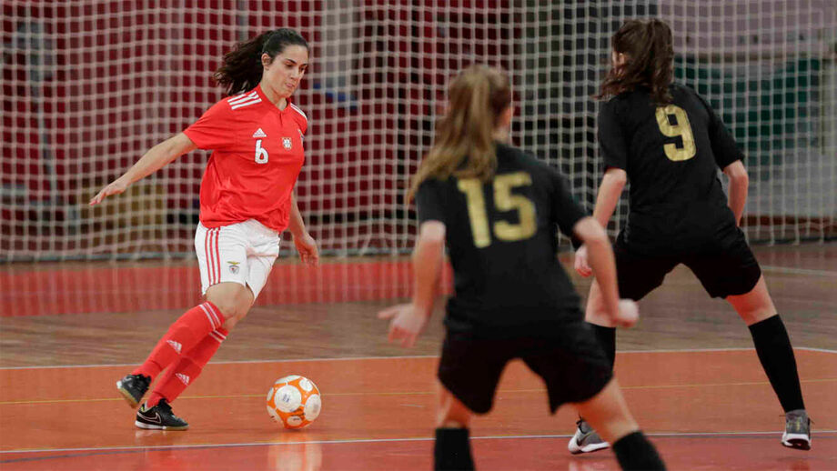 Equipa feminina do Benfica empata em Espinho