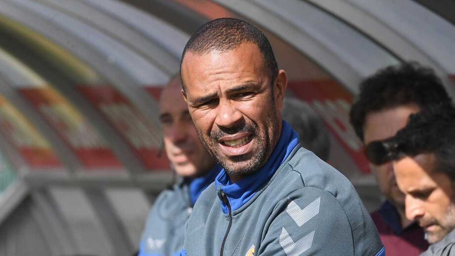 Costinha com vários indisponíveis na preparação para o jogo com o Tondela