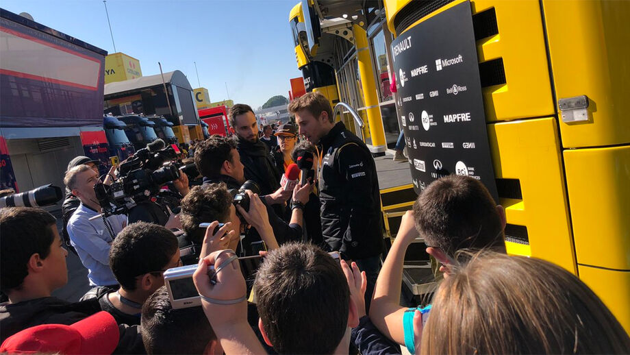 Sergey Sirotkin vai ser piloto de reserva da Renault