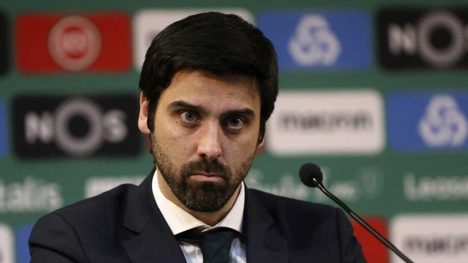 Sporting admite necessidades de tesouraria para suprir atraso com CMVM