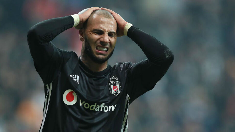 Quaresma suspenso pela UEFA em 3 jogos