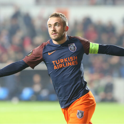 Edin Visca (Basaksehir, Turquia) - 21 jogos, 11 assistências