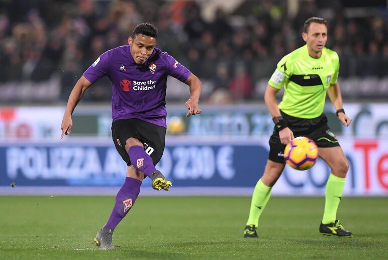 Esta época fez 19 jogos e 4 golos pelo Sevilha e acabou emprestado à Fiorentina. Soma agora 5 golos em apenas 8 jogos
