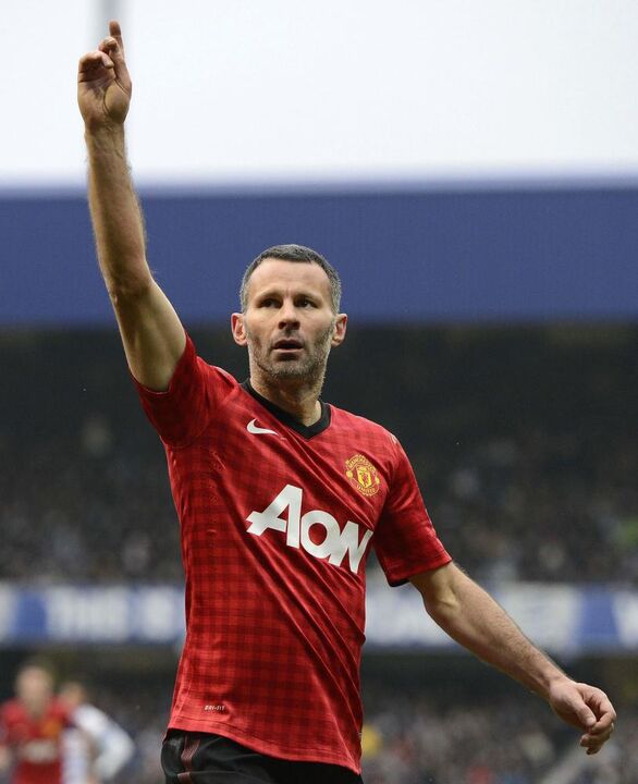 Ryan Giggs, Manchester United - 40 anos, 5 meses e 7 dias