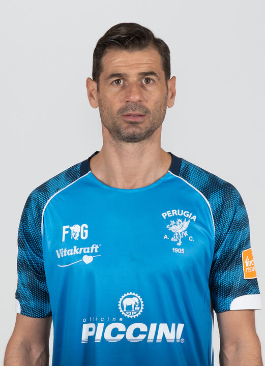 Bizzarri, Perugia (no ativo) - 40 anos, 6 meses e 11 dias