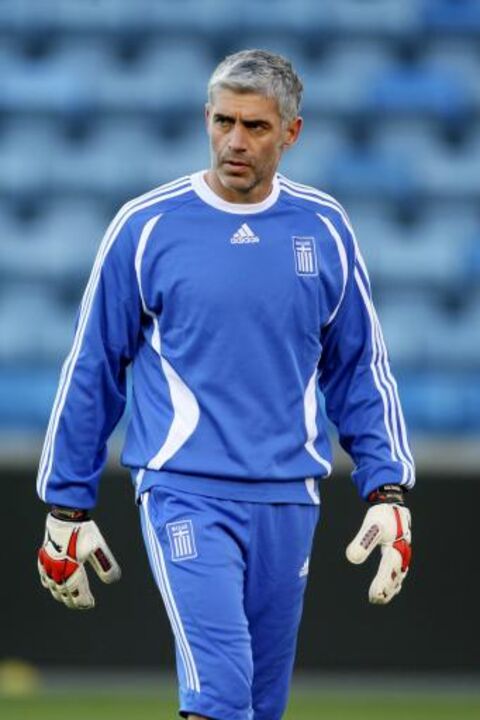 Antonios Nikopolidis, Grécia