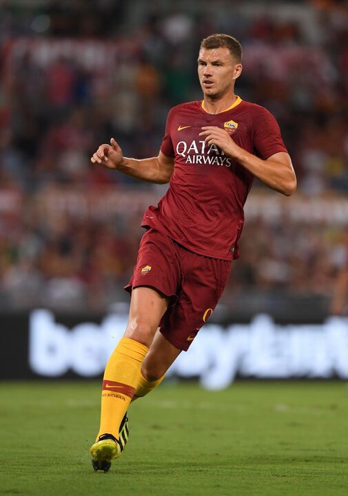 Edin Dzeko (Roma), 23 milhões