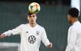 Kai Havertz, 19 anos, médio do Bayer Leverkusen. Cláusula de rescisão de 65 milhões de euros