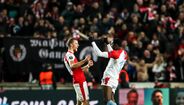 Soucek (à esquerda) - Slavia Praga