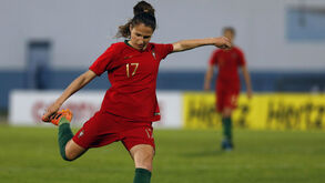 Seleção feminina quer terminar Algarve Cup com triunfo sobre a Islândia