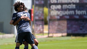 Benfica-Sporting: Mira está no topo 