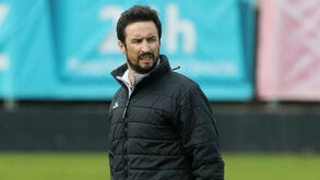 Varzim-Oliveirense, 1-1: Empate nos descontos 'estraga' estreia de César Peixoto