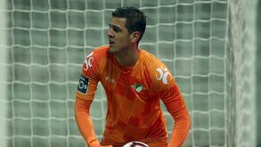 Um passo em frente após fintar o destino