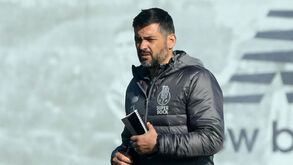 Catorze baixas e três 'reforços' no treino do FC Porto