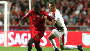 Em busca de uma nova identidade