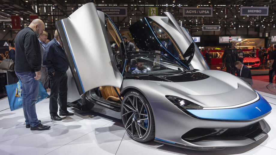 Pininfarina Battista: eléctrico de 1.900 cv impressionou em Genebra