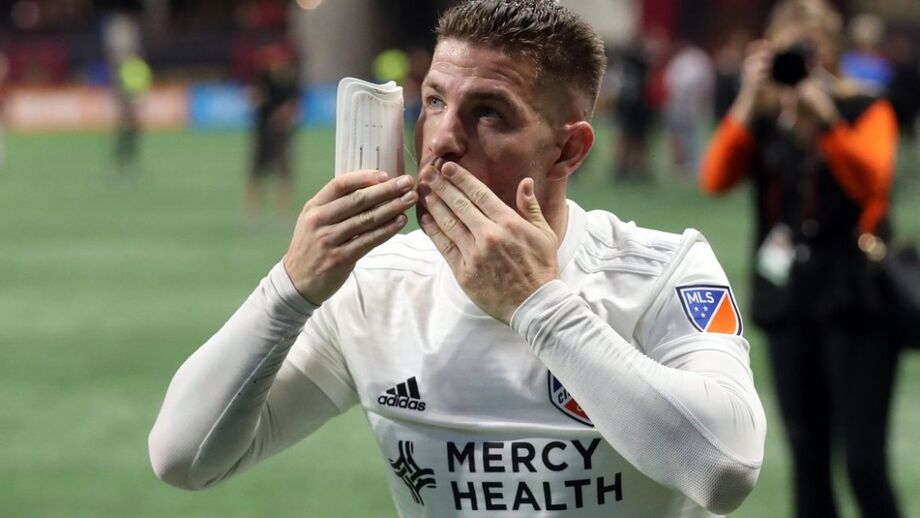 Uma ovação de 70 mil adeptos a um jogador adversário? Aconteceu nos Estados Unidos