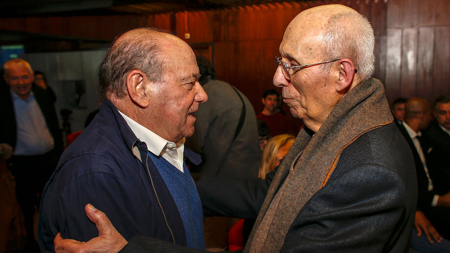 António Simões: «Vão ter de levar comigo!»