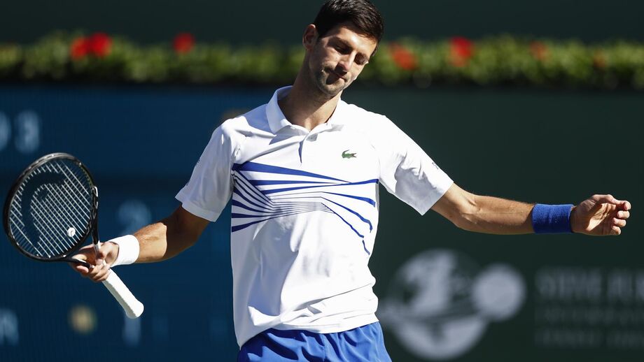 Novak Djokovic cai na terceira ronda de Indian Wells
