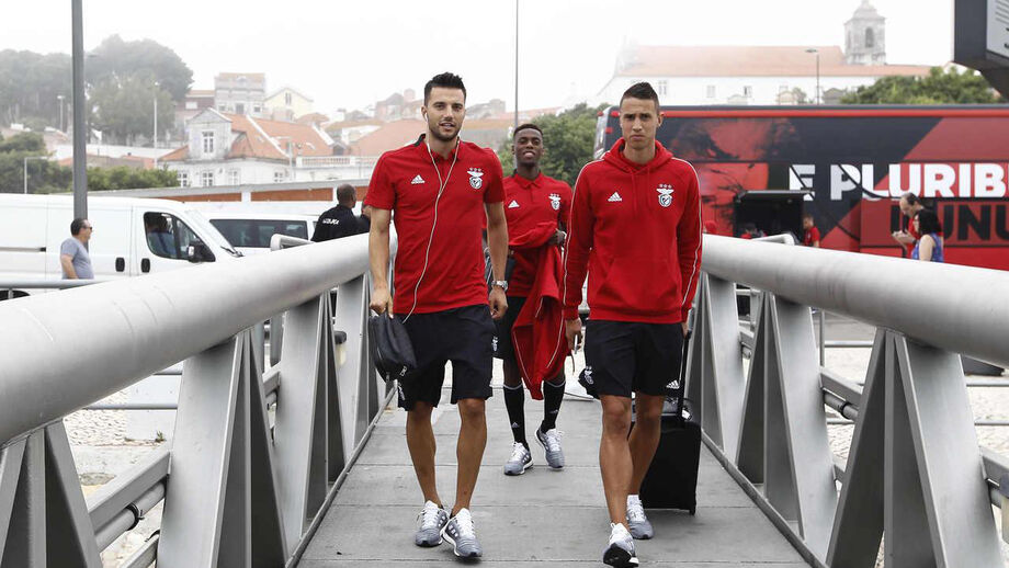 Vlachodimos e Samaris chamados à seleção grega