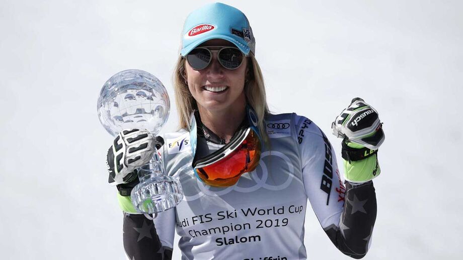 Esqui: Mikaela Shiffrin melhora recorde de vitórias em provas da Taça do Mundo