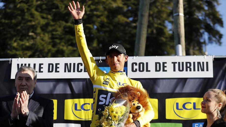 Egan Bernal sobe à liderança do Paris-Nice após vitória de Daniel Martinez