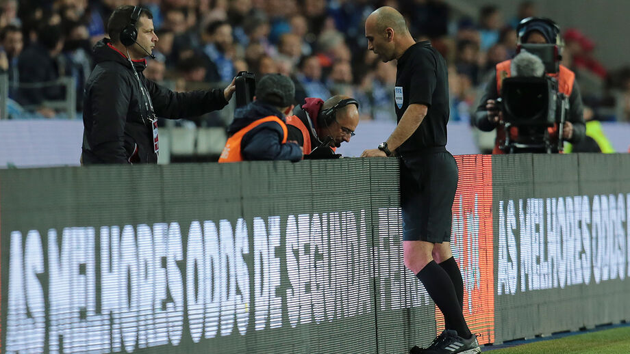 VAR teve tripla ação no Dragão