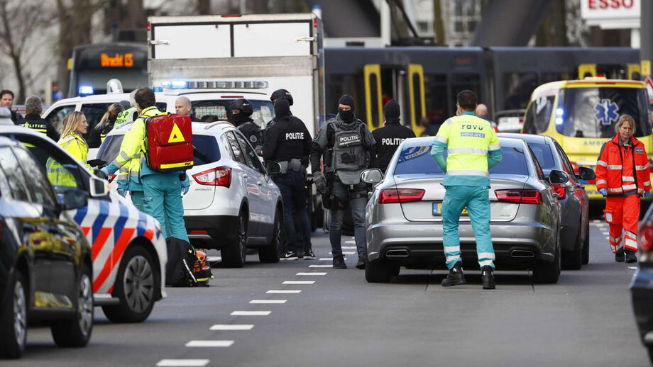 Atirador de Utrecht terá disparado contra familiar no elétrico